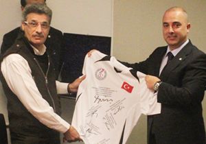 Federasyondan Müslüm Gürses'e ziyaret